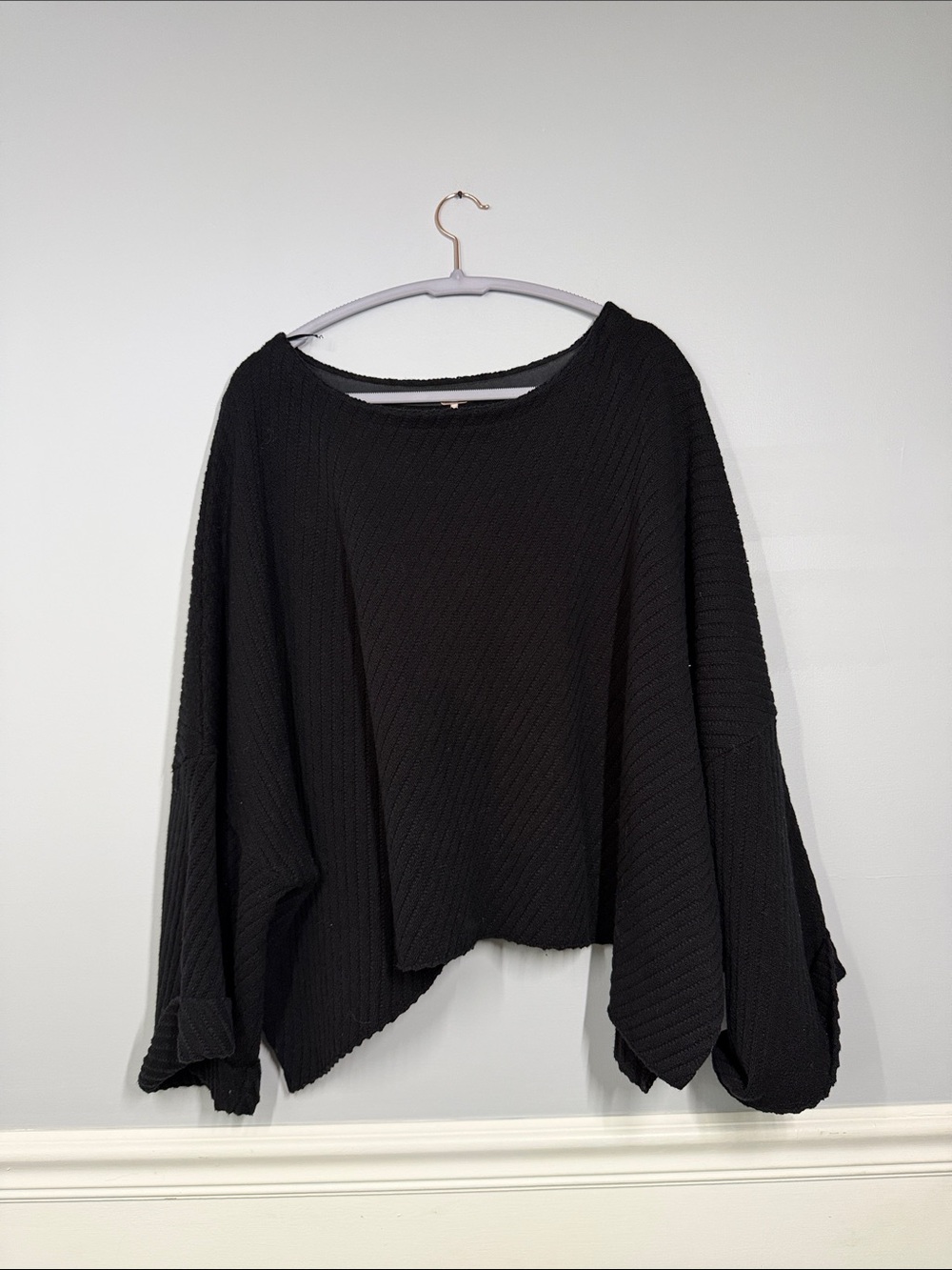 Free people can’t wait oversized cropped slouchy black sweater size large